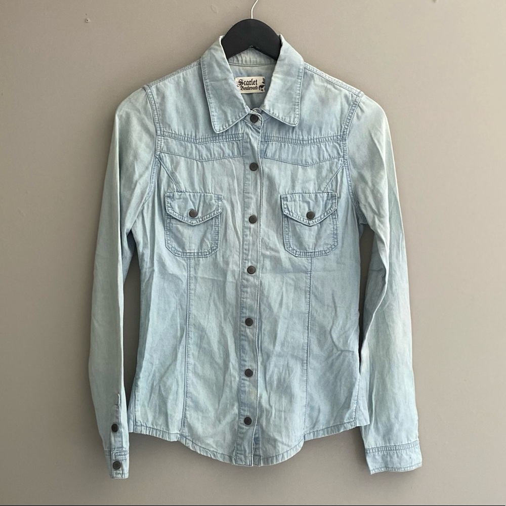 Long sleeve Denim looking shirt